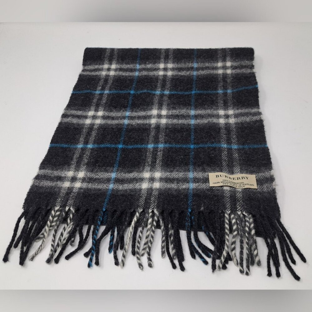 Burberry  Scarf Navy Check 100% Lambswool Scotland 52" x 11.5" - Picture 3 of 10